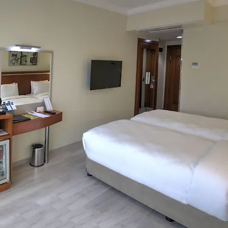 Orka Royal & 4* Istanbul