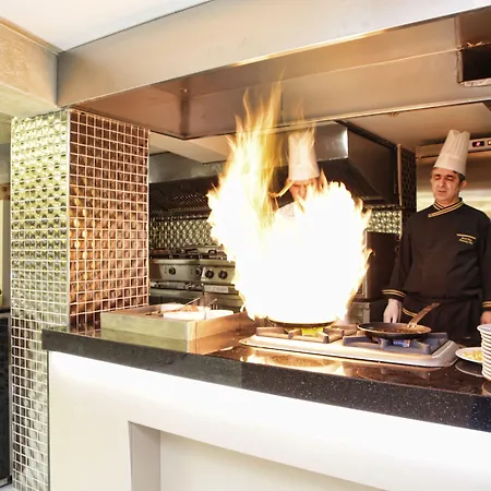 Orka Royal & Hotell 4*