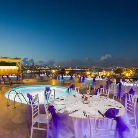 Orka Royal & 4*