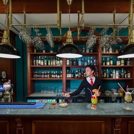 Orka Royal & Hotel