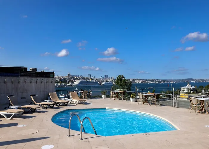 Hotel Orka Royal & 4*