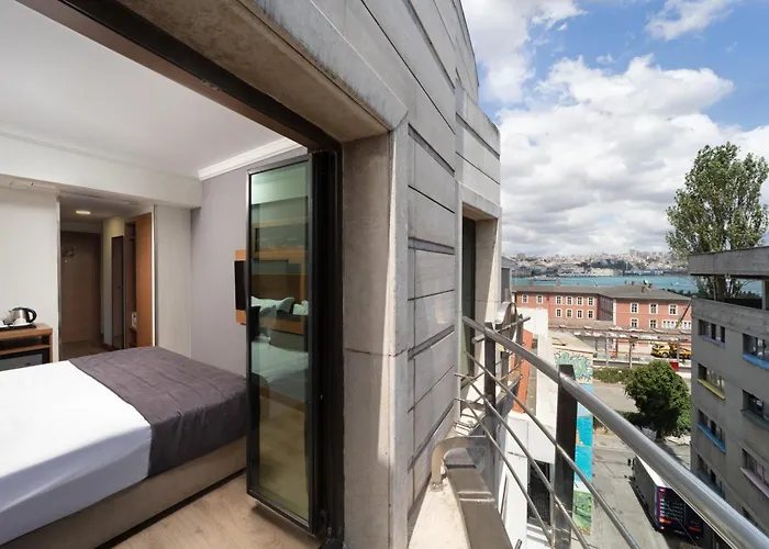 Orka Royal & Hotel Estambul