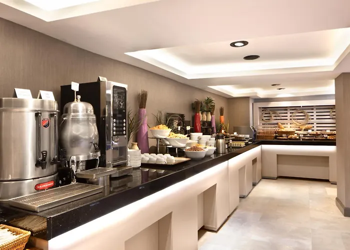 Hotel Orka Royal & Estambul